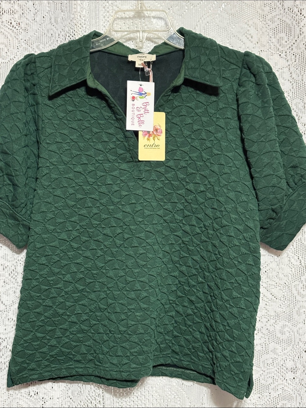 entro Forest Green Textured Short-Puff Sleeved pullover Top NWT Sz M